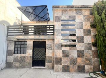 Descubre esta excelente oportunidad para vivir en una de las zonas con mayor plu · Casa en Venta Edomex