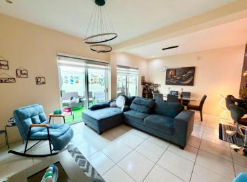 Casa de 3 habitaciones, Benito Juárez · Long Island Casa en Venta Sobre Av: Huayacan Cancún