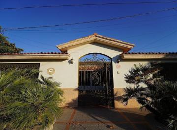bab00c55dde39c46e3644247fa18183de4950685b1182624ce1d387995f7c2f0 · Casa de Una Sola Planta en Venta en Pueblo Nuevo