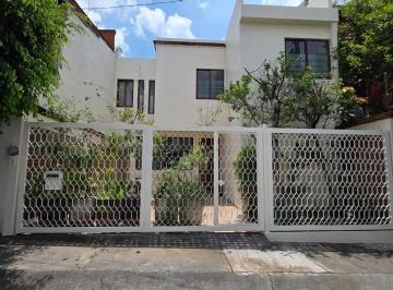 1 · Casa en Venta en Fraccionamiento Residencial Santa Maria a Unos Pasos de Casa de Gobierno