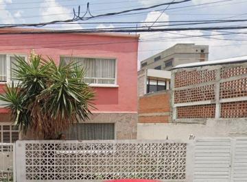 Casa de 3 habitaciones, Gustavo A. Madero · Casa de 523 m² con 3 Recámaras en Venta en Valle del Tepeyac