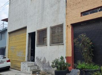 Local comercial · 180m² · Local en 1a Victoria
