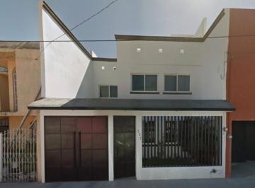 Casa de 3 habitaciones, León · Casa en Venta en León de Los Aldama Guanajuato