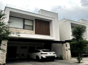 1 · Casa en Venta Fraccionamiento Montellan Zona Carretera Nacional Monterrey