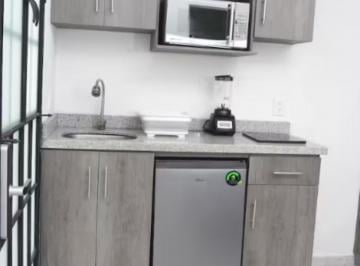 Casa de 2 habitaciones, Naucalpan de Juárez · Casa de 200 m² con 2 Recámaras en Venta en Ciudad Satélite