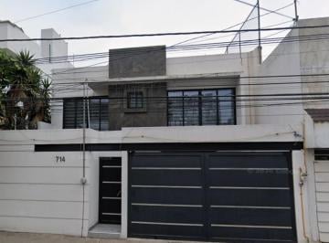 Casa de 4 habitaciones, Benito Juárez · Casa en Venta en Letran Valle, Cdmx.
