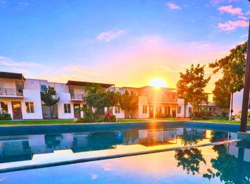 Casa de 3 habitaciones, Yautepec · Casas con Alberca, Canchas Deportivas, Salón de Usos Múltiples, Área de Juegos