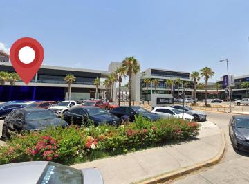 Local comercial · 453m² · Local en Renta Plaza Arcos Campestre, Aguascalientes