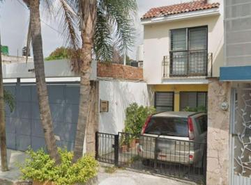 Casa de 2 habitaciones, Guadalajara · C. Volcán Malinche 5528, Huentitán El Bajo, 44250 Guadalajara, Jal. N376