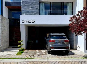 Casa en condominio de 3 habitaciones, Ocoyucan · Casa en Condominio de 278 m² con 3 Recámaras en Venta en Lomas de Angelópolis, Zona Barrio Cascatta.