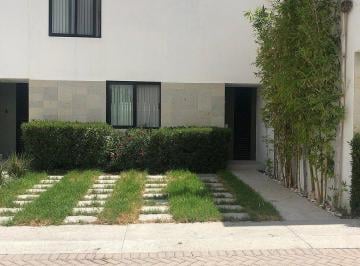 Casa de 3 habitaciones, Querétaro · Se Renta Casa en Altos Juriquilla