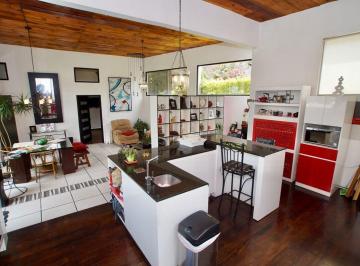 Casa · 225m² · 3 Recámaras · 3 Estacionamientos · Venta Casa en Paseos del Bosque Naucalpan