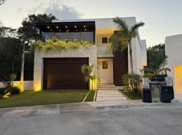 c6fbb72a37bafb20d89fd122941deb7b1c583e2a02248c9c23f590e36e4b8a52 · Casa en Venta de Tres Recámaras en Tulum Country Club