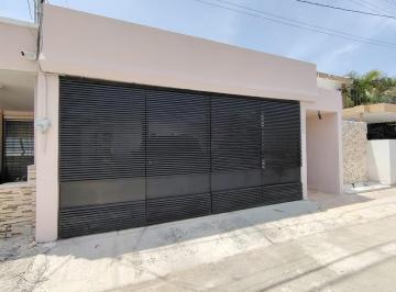 Casa · 229m² · 4 Recámaras · 2 Estacionamientos · Casa en Venta 4 Recamaras, Paneles Solares Miguel Aleman (Fvc - 2859)