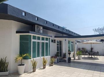 Casa de 6 habitaciones, Ayala · Casa de 1000 m² con 6 Recámaras en Venta en Fraccionamiento Paraíso Tlahuica