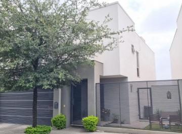 Casa de 3 habitaciones, Monterrey · Casa en Renta en Bosques de Las Cumbres Monterrey Nl