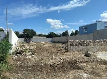 Terreno / Lote · 788m² · Terreno de Oportunidad en Venta, a Unos m de Av Principal (Los Heroes)