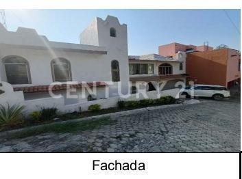 Casa · 436m² · 6 Recámaras · 2 Estacionamientos · Casa en Venta en Manzanillo Fracc La Andalucia