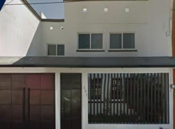 Casa de 3 habitaciones, León · ¡Oferta! Parque Manzanares Leon: Zona Residencial, Alta Plusvalia y Ahorro.