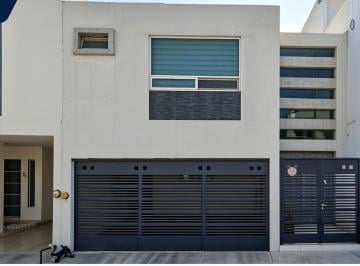 Casa de 3 habitaciones, Monterrey · ¡Oferta! Cumbres Elite Monterrey: Zona Residencial, Alta Plusvalia y Ahorro.!