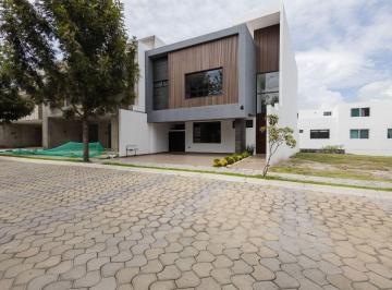 Casa de 4 habitaciones, San Andrés Cholula · Casa en Venta con 4 Recámaras en Parque Colima, Lomas de Angeólopolis, Puebla
