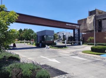 Casa · 287m² · 5 Recámaras · 2 Estacionamientos · Casa en Venta en Coto 21, Imperio Austriaco, Fraccionamiento Valle Imperial, Zapopan, Jalisco