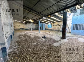 Bodega comercial · 571m² · Bodega Comercial en Sector Popular
