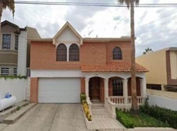 Casa de 4 habitaciones, Chihuahua · Venta de Casa en Lomas Campestre Chihuahua Chihuahua