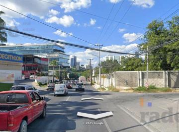 Terreno / Lote · 3582m² · Terreno Venta o Renta Esquina Av Ricardo Margain San Pedro