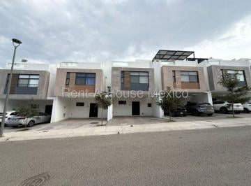 Casa de 3 habitaciones, El Marqués · Casa en Renta en Zibatá | Vestidor y Estacionamiento Para 2 Autos Yr60