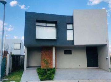 Casa en condominio · 276m² · 3 Recámaras · 2 Estacionamientos · Casa en Condominio - Residencial El Molino