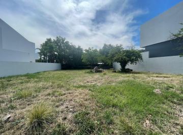 Terreno / Lote · 606m² · Terreno en Venta en Residencial Misión La Cañada