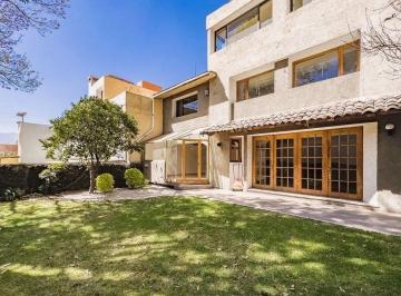 56bd0506f51b40ad2a5e6df4f3f93f73ad083e392a1ad08397648d00b1a7066b · Casa Venta en Condominio Olivar de Los Padres