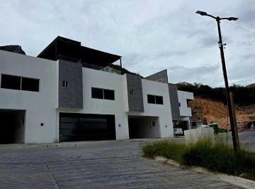 Casa de 3 habitaciones, Monterrey · Casa en Preventa en Cumbres del Valle | a Solo 8 Minutos de San Pedro