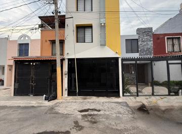 Casa · 1m² · 3 Recámaras · 1 Estacionamiento · Casa en Venta en Santa Margarita