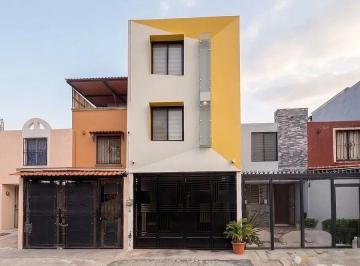 Casa · 1m² · 3 Recámaras · 1 Estacionamiento · Casa en Venta en Santa Margarita