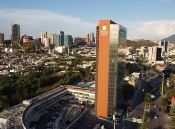 Oficina , San Pedro Garza García · Oficina de 700 m² Amueblada en Renta en Torre Tanarah
