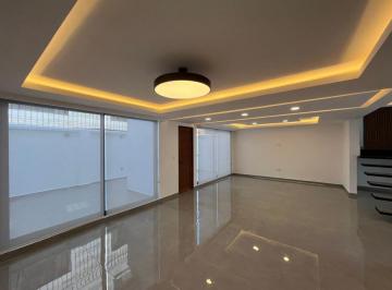 Casa de 4 habitaciones, Coyoacán · Casa en Renta en Paseos de Taxqueña | Acabados de Lujo y Roof Garden