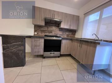 Casa en condominio · 102m² · 3 Recámaras · 2 Estacionamientos · Casa Renta Queretaro San Isidro Juriquilla Cerca Parque Industrial Queretaro