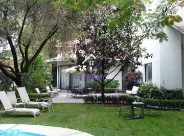 Casa de 3 habitaciones, Cuernavaca · Residencia Clásica con Vista Al Green en Venta