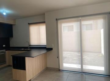 Casa de 3 habitaciones, El Marqués · Hermosa Casa en Renta
