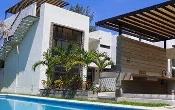 Casa · 179m² · 2 Recámaras · 2 Estacionamientos · Casa en Venta en Oaxtepec