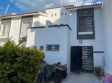 Casa de 3 habitaciones, Irapuato · Casa en Condominio Privado