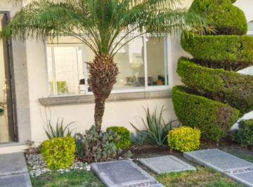 Casa en condominio de 3 habitaciones, Celaya · Casa en Renta en Privada