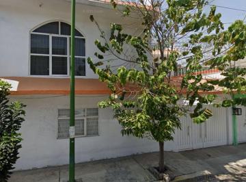 Casa de 3 habitaciones, Iztapalapa · Noche Buena 42, El Rosario, Iztapalapa, 09930 Ciudad de México, Cdmx N381