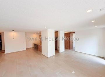 Departamento de 3 habitaciones, Querétaro · Jurica. Renta - Departamento en Planta Baja con Jardín Privado, 3 Recámaras, Amenidades