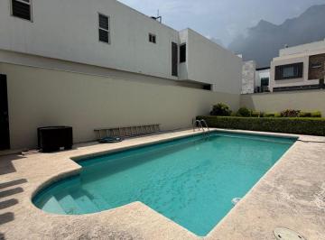 Casa de 3 habitaciones, Monterrey · Casa en Venta con Alberca Cumbres Elite 8vo Sector Monterrey Nl