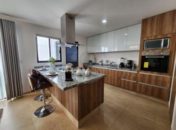 1534930204.jpg · Casa en Venta en San Isidro