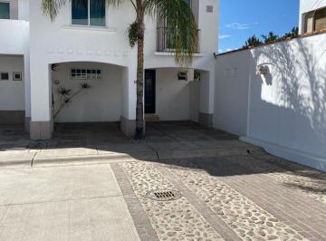 Casa en condominio de 3 habitaciones, Jesús María · Casa Amueblada en Renta Cedros Residencial Al Norte
