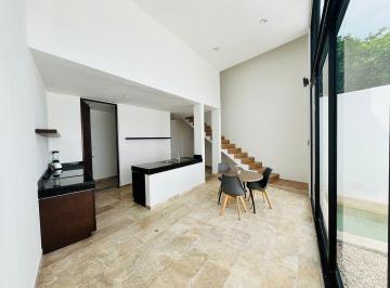 Casa de 2 habitaciones, Mérida · Renta Townhouse en Montebello